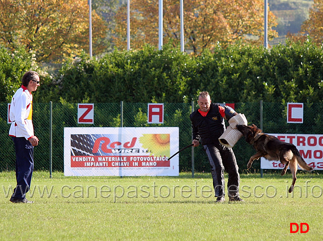 mauro-frison-con-y-polo-aus-der-konigshole-06.jpg - Mauro Frison con Y Polo aus der Konigshole (C punti 95)