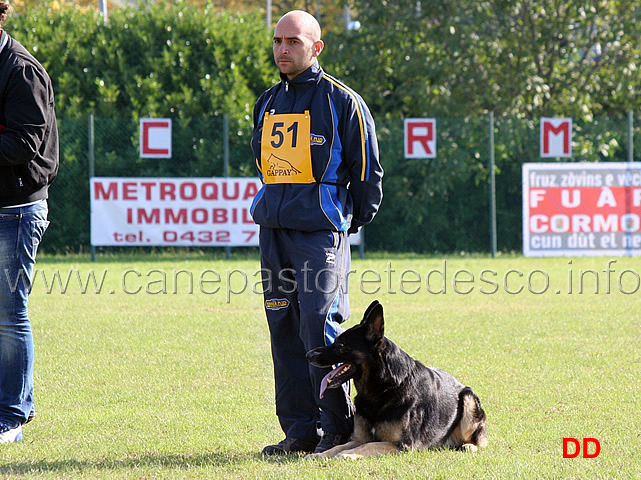 valerio-aprea-con-yukon-roderburg-06.jpg - Valerio Aprea con Yucon von der Roderburg (C punti 78)