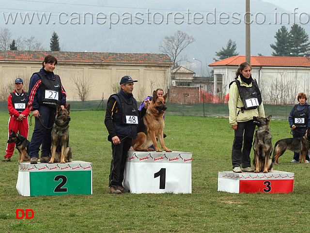 podio-morfologia.jpg - Il podio del giudizio morfologico femmine: Fiona delle Madonie, Honda, Trixi di Casa Nosella