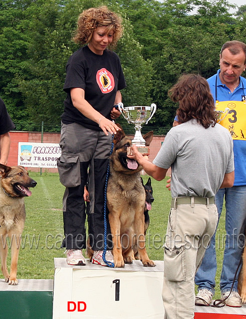 christian-sesto-premia-katy-innocenti-con-chico-dei-lupi-invicti-1-in-avviamento.jpg - Christian Sesto premia Katy Innocenti con Chico dei Lupi Invicti 1 in Avviamento