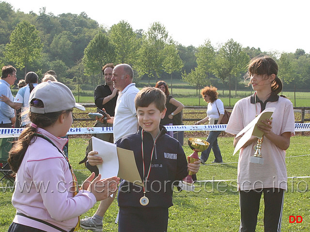 147.jpg - I tre soci juniores premiati: Anna Zampieri, Marco Cutecchia e Arianna Nicoli