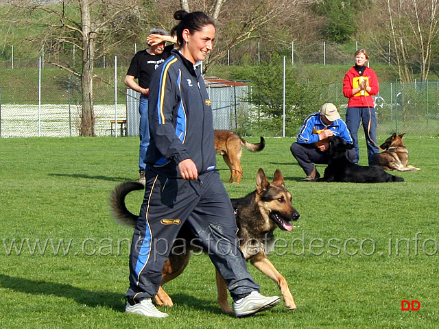 256.jpg - Premiazione IPO1. 3° classificata. Elisa Menghi con Holly della Decima Mas