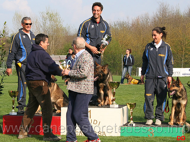 264.jpg - Premiazione IPO1: Giacobbe con Vito della XMas premiato per il miglior attacco (98 punti Ecc)