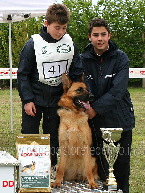 vanta-del-monte-poliziano-3mb-giovani-femmine-02.jpg - Vanta del Monte Poliziano 3 MB Giovani femmine